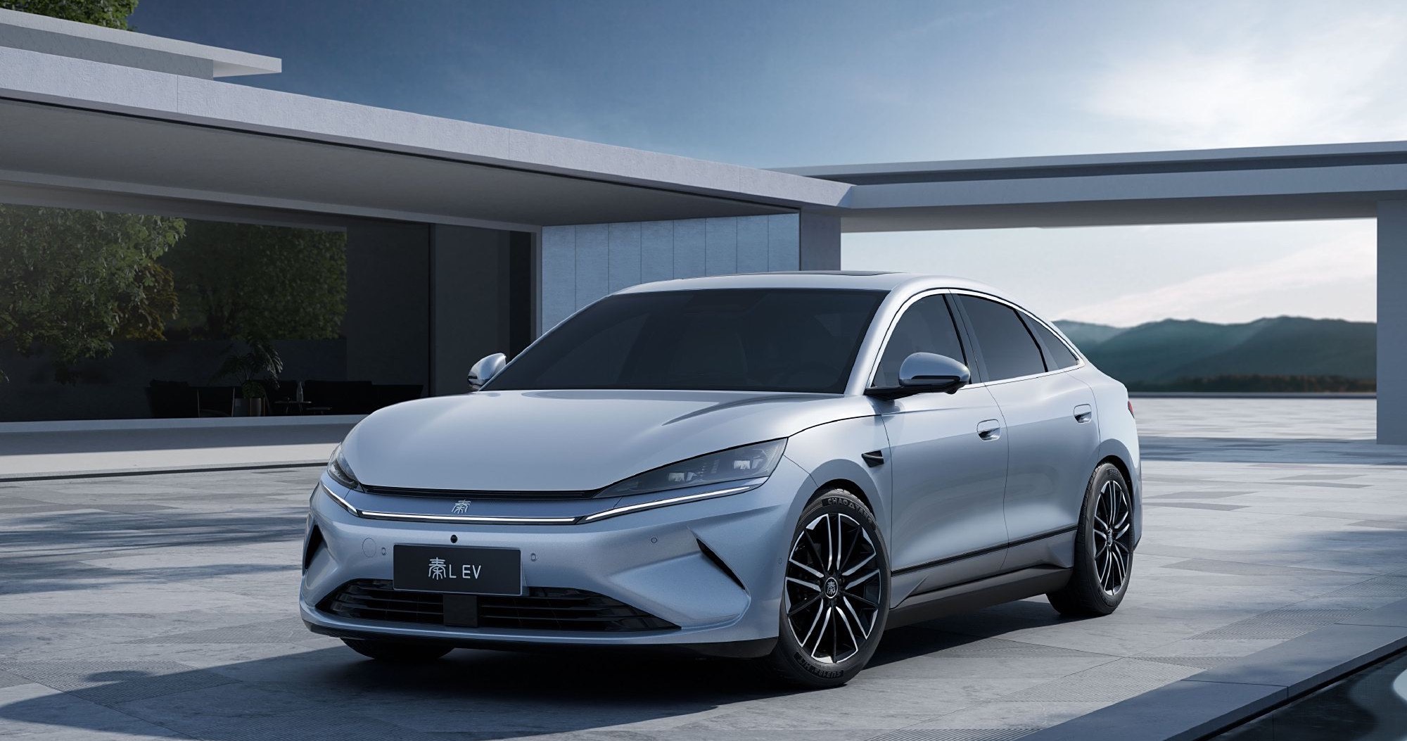 The official images of the BYD Qin L EV have been released, featuring the standard inclusion of the Tian Shen Zhi Yan C advanced intelligent driving system across the entire range.